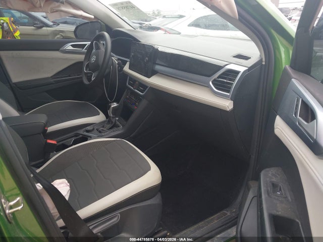 2025 Volkswagen Taos 1.5t Se მანქანა იყიდება აუქციონზე, vin: 3VVVC7B23SM076303, აუქციონის ნომერი: 44785878
