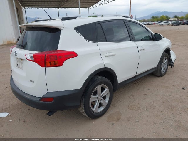 Toyota Rav4 Xle 2014 JTMWFREV6EJ021681 Image 4