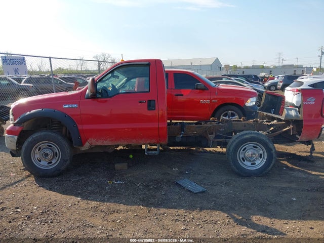 44785882 :رقم المزاد ، 1FTWF31565EA60136 vin ، 2005 Ford F-350 Xl/xlt مزاد بيع