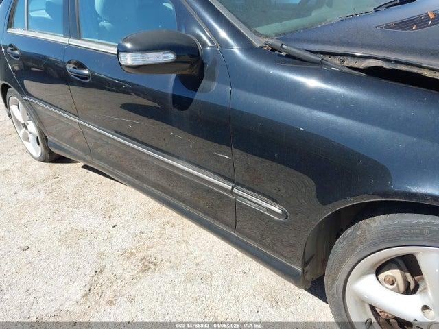 44785893 :رقم المزاد ، WDBRF40J75F664112 vin ، 2005 Mercedes-benz C 230 Kompressor Sport مزاد بيع