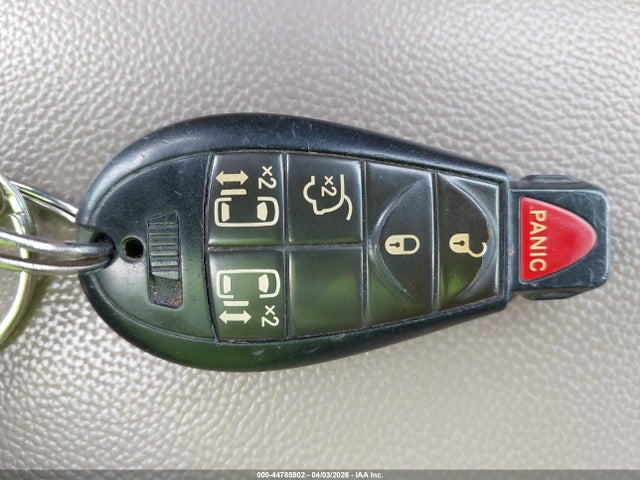 Продаж на аукціоні авто 2015 Chrysler Town & Country Touring, vin: 2C4RC1BG4FR562237, номер лоту: 44785902