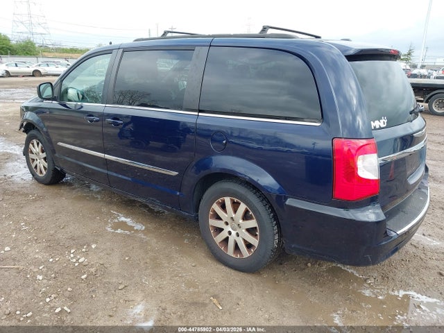 Продаж на аукціоні авто 2015 Chrysler Town & Country Touring, vin: 2C4RC1BG4FR562237, номер лоту: 44785902