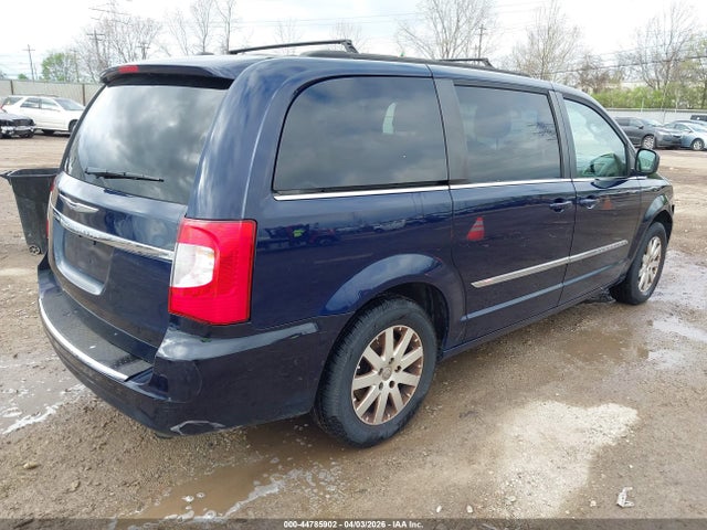 Продаж на аукціоні авто 2015 Chrysler Town & Country Touring, vin: 2C4RC1BG4FR562237, номер лоту: 44785902