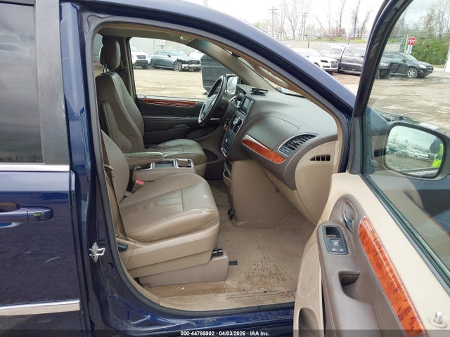 Продаж на аукціоні авто 2015 Chrysler Town & Country Touring, vin: 2C4RC1BG4FR562237, номер лоту: 44785902