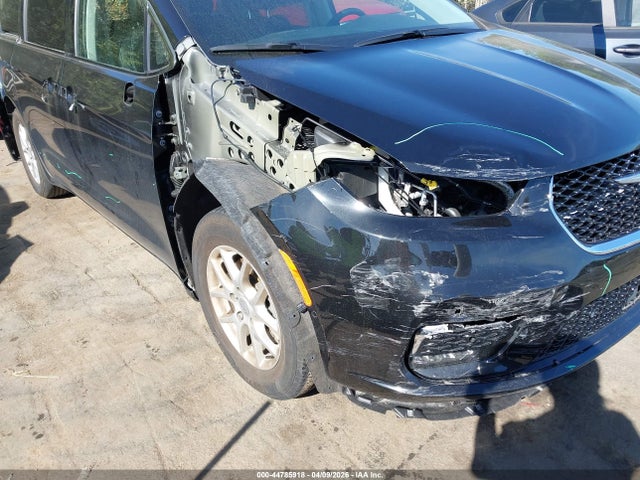 Продаж на аукціоні авто 2022 Chrysler Pacifica Touring L, vin: 2C4RC1BG1NR112656, номер лоту: 44785918