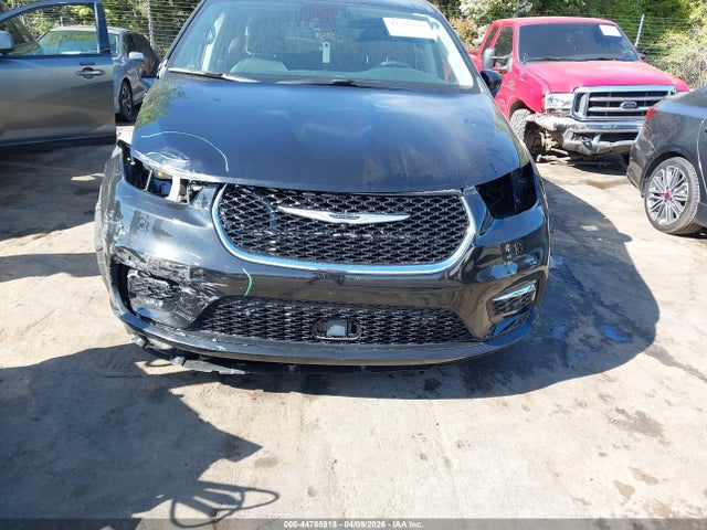 Продаж на аукціоні авто 2022 Chrysler Pacifica Touring L, vin: 2C4RC1BG1NR112656, номер лоту: 44785918