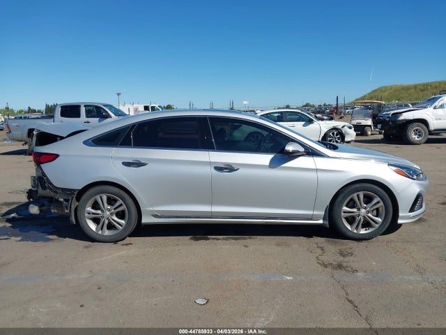 5NPE34AFXKH813889 Hyundai Sonata Sport