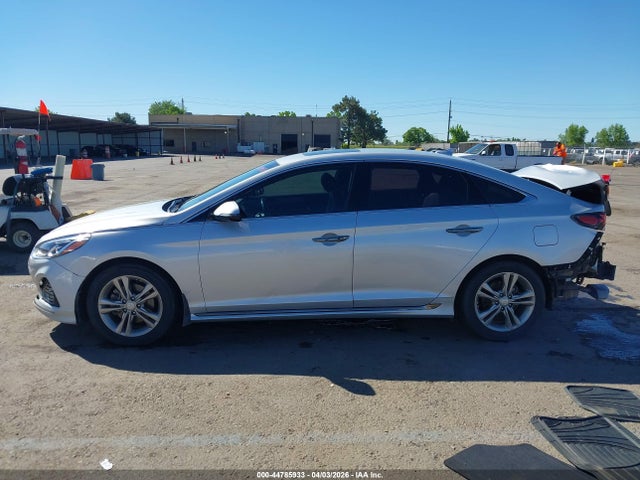 5NPE34AFXKH813889 Hyundai Sonata Sport