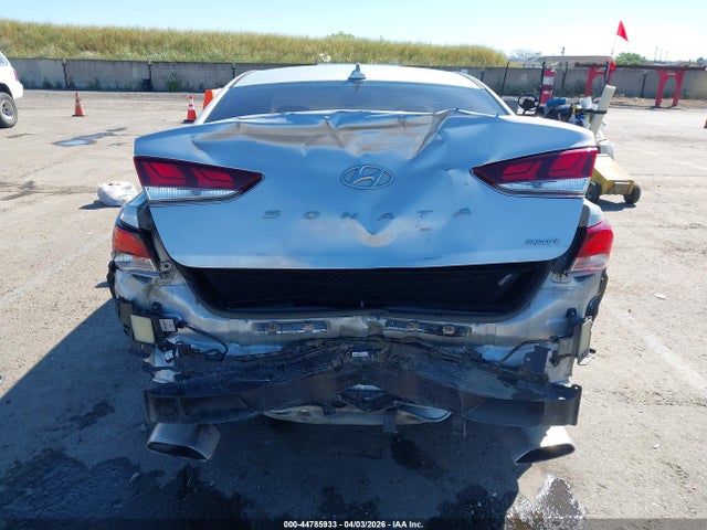 5NPE34AFXKH813889 Hyundai Sonata Sport