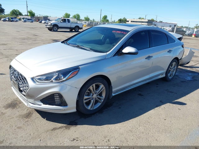 2019 HYUNDAI SONATA 5NPE34AFXKH813889 Photo 1