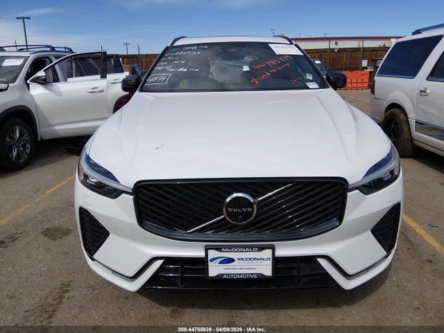 Volvo Xc60 B5 Plus 2026 YV4M12RC6T1314979 Image 13