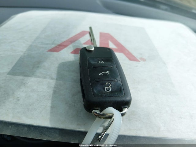 44785960 :رقم المزاد ، 3VWD67AJ4GM348971 vin ، 2016 Volkswagen Jetta 1.4t Se مزاد بيع