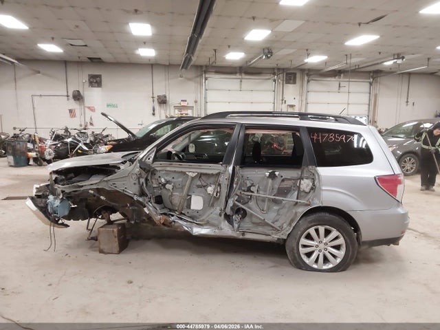 Продаж на аукціоні авто 2012 Subaru Forester 2.5x Premium, vin: JF2SHADC3CH466170, номер лоту: 44785979