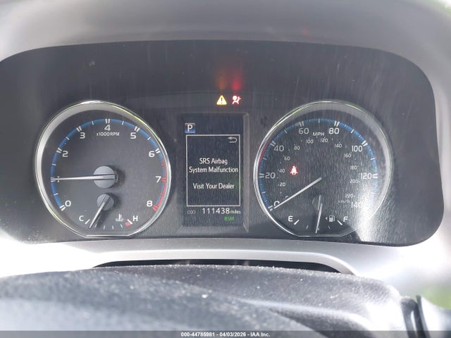 Auction sale of the 2018 Toyota Rav4 Limited, vin: JTMYFREV6JD126805, lot number: 44785981