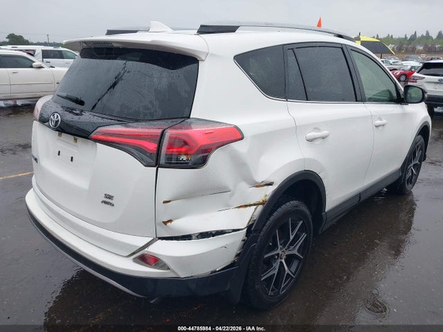 JTMJFREV0JJ227602 Toyota RAV4 SE
