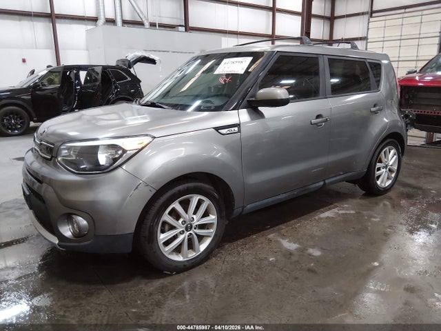 KIA SOUL + 2017 KNDJP3A55H7447549 Image 2
