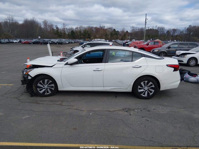 44786016 :رقم المزاد ، 1N4BL4BV5LN320220 vin ، 2020 Nissan Altima S Fwd مزاد بيع