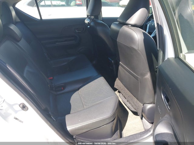 JTDKDTB30F1089559 Toyota Prius C Four