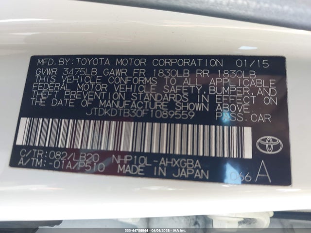 JTDKDTB30F1089559 Toyota Prius C Four