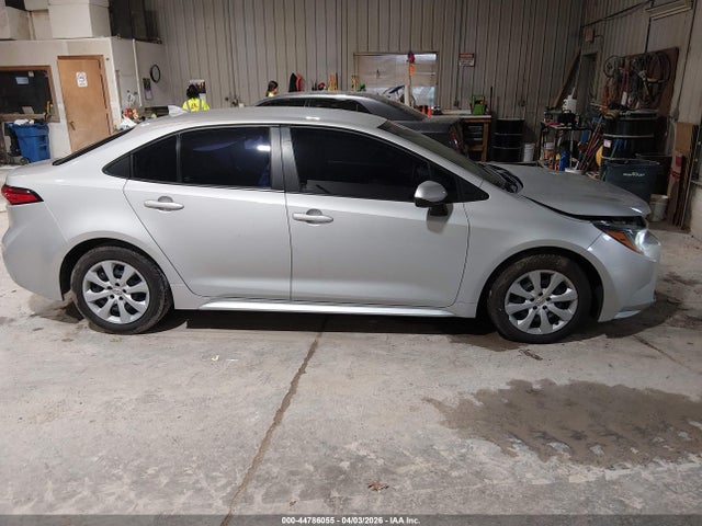 Продаж на аукціоні авто 2021 Toyota Corolla Le, vin: 5YFEPMAE2MP237314, номер лоту: 44786055