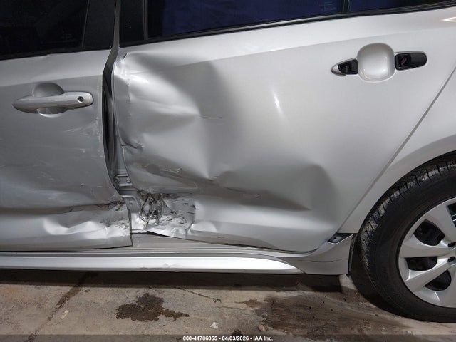 Продаж на аукціоні авто 2021 Toyota Corolla Le, vin: 5YFEPMAE2MP237314, номер лоту: 44786055