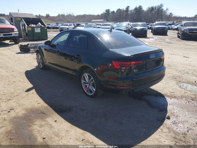 44786108 :رقم المزاد ، WAUDNAF48HN045332 vin ، 2017 Audi A4 2.0t Season Of Audi Premium مزاد بيع