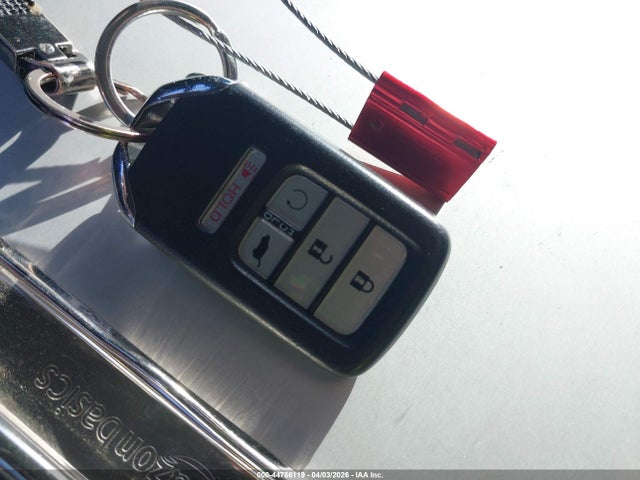 5FNYF7H54NB005835 Honda Passport 2wd Ex-l