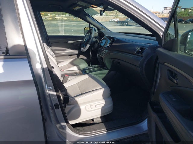 5FNYF7H54NB005835 Honda Passport 2wd Ex-l