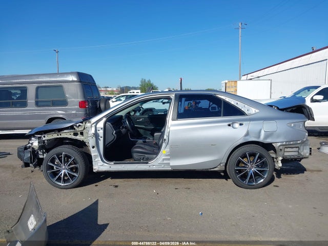 4T1BF1FKXGU518055 Toyota CAMRY XSE