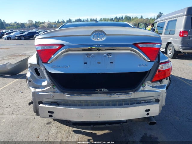 4T1BF1FKXGU518055 Toyota CAMRY XSE