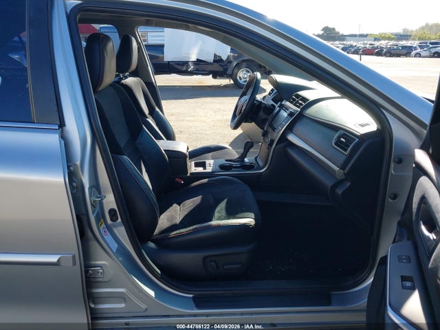 4T1BF1FKXGU518055 Toyota CAMRY XSE