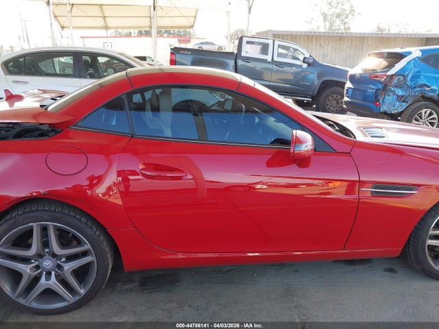 2015 Mercedes-benz Slk 250 მანქანა იყიდება აუქციონზე, vin: WDDPK4HA1FF100908, აუქციონის ნომერი: 44786141
