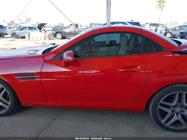 2015 Mercedes-benz Slk 250 მანქანა იყიდება აუქციონზე, vin: WDDPK4HA1FF100908, აუქციონის ნომერი: 44786141