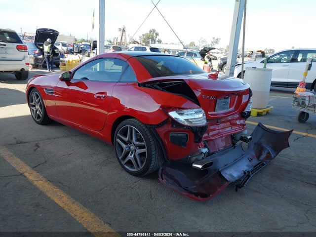 2015 Mercedes-benz Slk 250 მანქანა იყიდება აუქციონზე, vin: WDDPK4HA1FF100908, აუქციონის ნომერი: 44786141