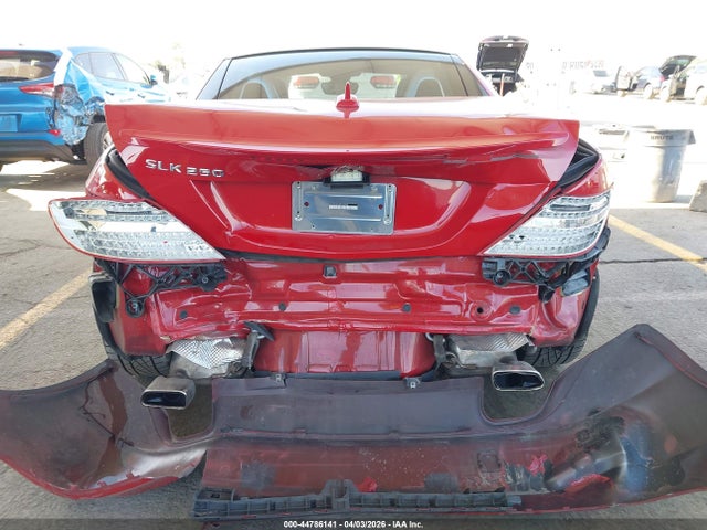 2015 Mercedes-benz Slk 250 მანქანა იყიდება აუქციონზე, vin: WDDPK4HA1FF100908, აუქციონის ნომერი: 44786141