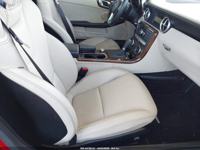 2015 Mercedes-benz Slk 250 მანქანა იყიდება აუქციონზე, vin: WDDPK4HA1FF100908, აუქციონის ნომერი: 44786141