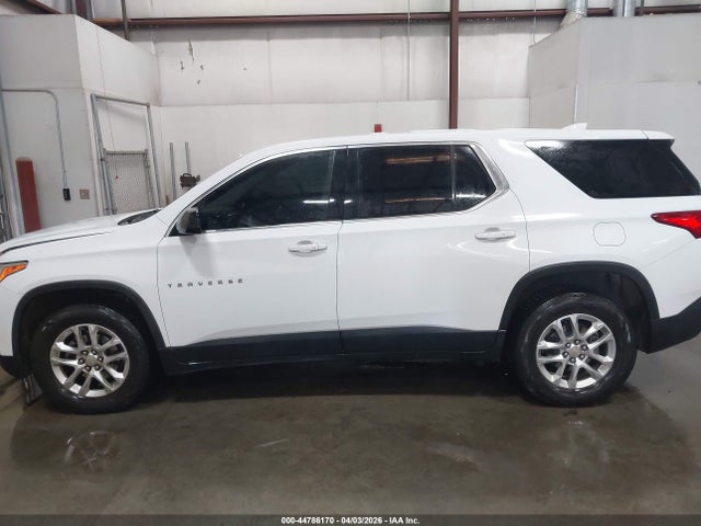 Chevrolet Traverse Ls 2018 1GNERFKW2JJ236247 Image 14