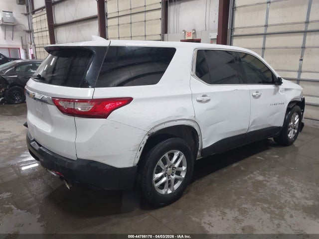 Chevrolet Traverse Ls 2018 1GNERFKW2JJ236247 Image 4