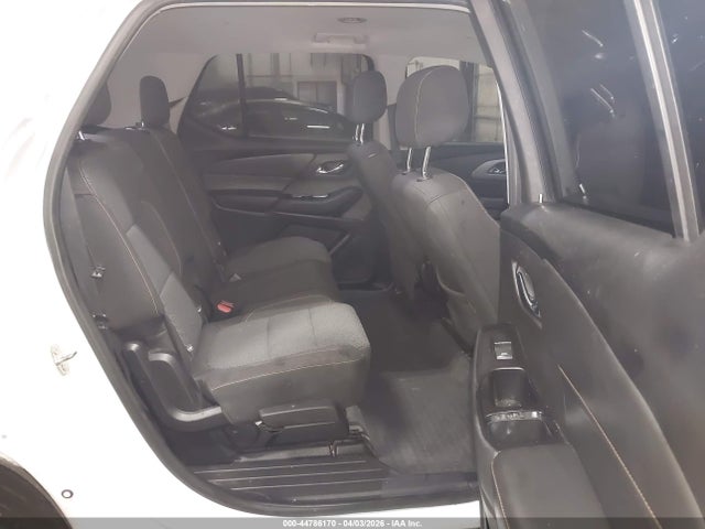 Chevrolet Traverse Ls 2018 1GNERFKW2JJ236247 Image 8