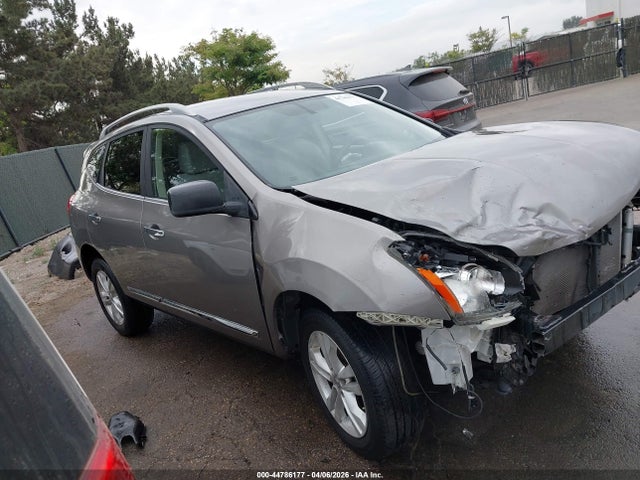 JN8AS5MT5FW671433 Nissan Rogue Select S