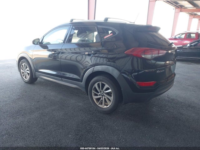 2016 HYUNDAI TUCSON KM8J33A42GU148504 Photo 2