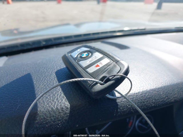 2013 BMW 528I WBAXG5C50DD234133 Photo 10