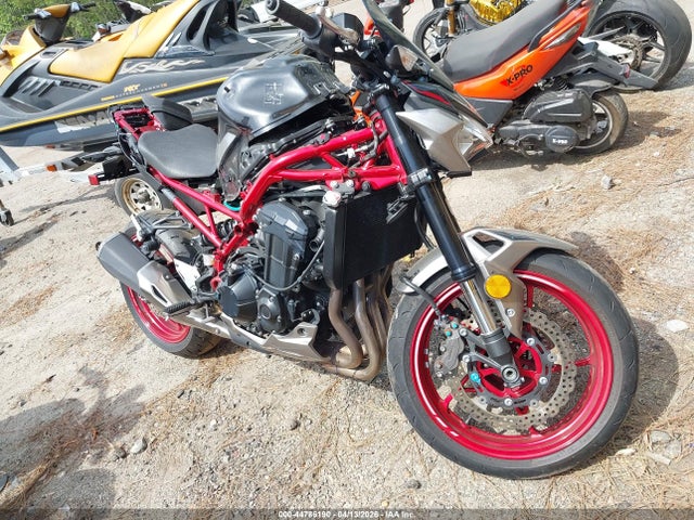 Kawasaki Zr900 F 2023 ML5ZRDF12PDA62679 main image