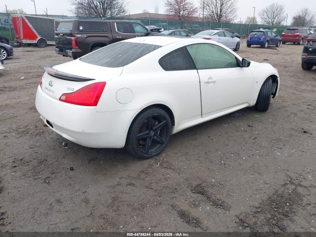 44786244 :رقم المزاد ، JN1CV6EL5FM890469 vin ، 2015 Infiniti Q60 مزاد بيع