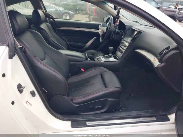 44786244 :رقم المزاد ، JN1CV6EL5FM890469 vin ، 2015 Infiniti Q60 مزاد بيع