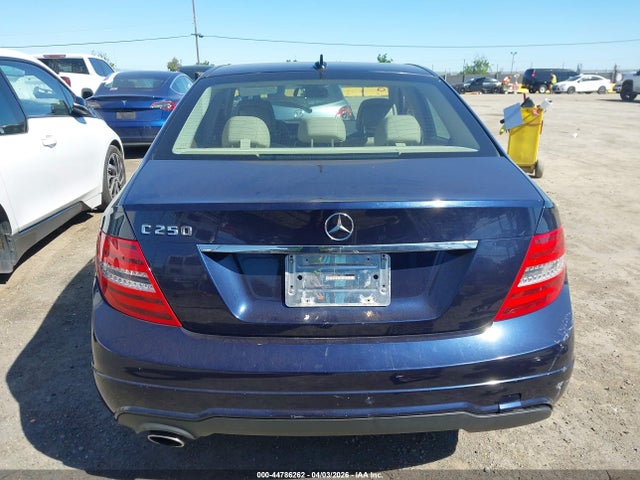 WDDGF4HB2EG156863 Mercedes-Benz C 250 Sport
