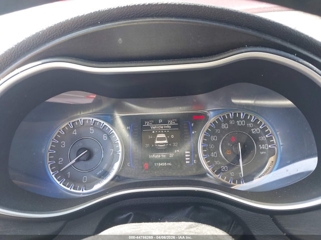 Продаж на аукціоні авто 2015 Chrysler 200 Limited, vin: 1C3CCCAB0FN671500, номер лоту: 44786269