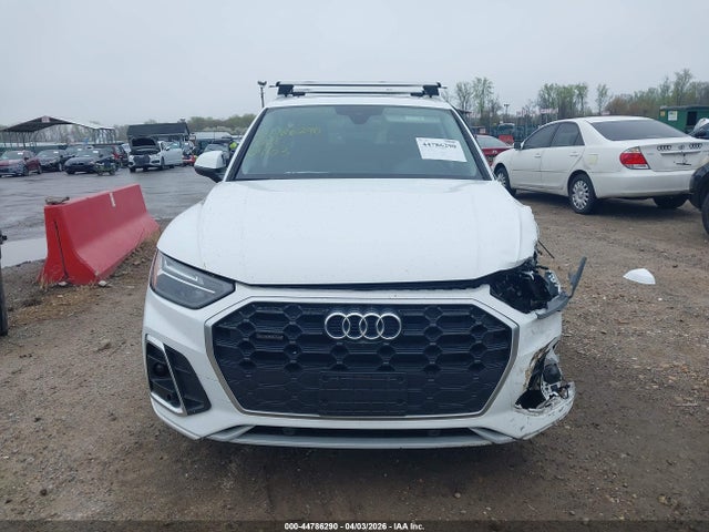 Продажа на аукционе авто 2024 Audi Q5 Premium Plus 45 Tfsi S Line Quattro, vin: WA1EAAFY5R2021430, номер лота: 44786290