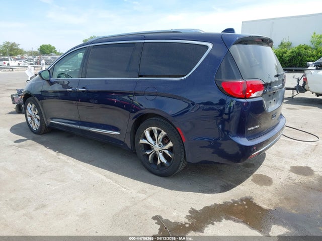 Продажа на аукционе авто 2018 Chrysler Pacifica Touring L, vin: 2C4RC1BG3JR152408, номер лота: 44786365