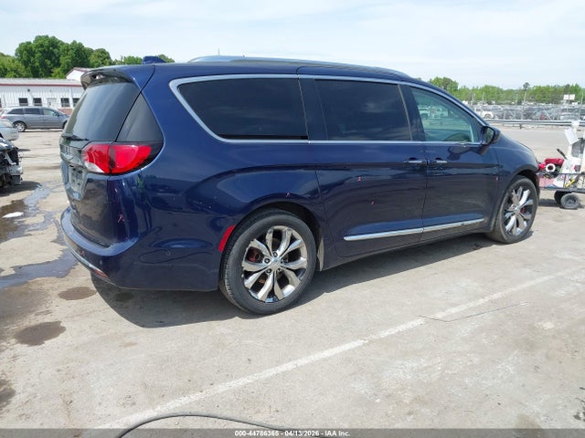 Продажа на аукционе авто 2018 Chrysler Pacifica Touring L, vin: 2C4RC1BG3JR152408, номер лота: 44786365